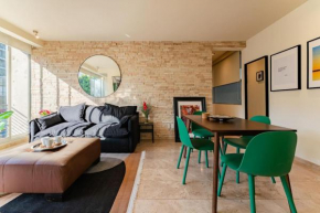 Brick apartment two blocks from plaza Rio de Janeiro Roma